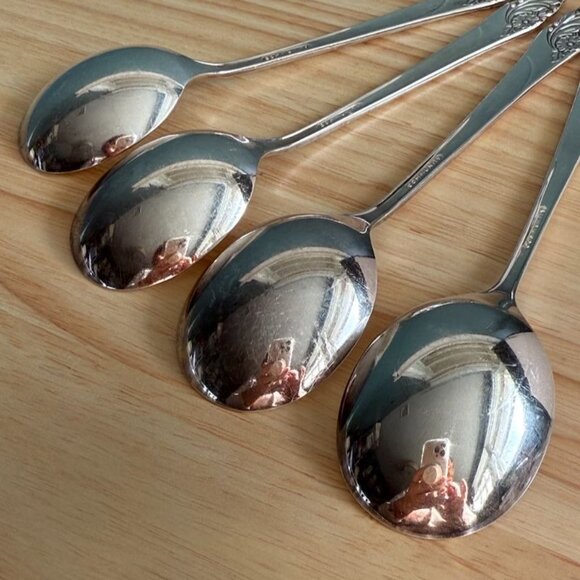 Oneida Evening Star Soup Spoons Round Gumbo Set Of 4 1950s Floral Pattern 7" - Picture 8 of 9